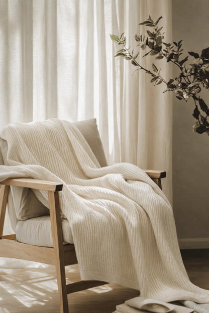 Couverture Lara Grande | 55 % coton, 25 % laine de lama, 15 % laine mérinos, 5 % polyamide